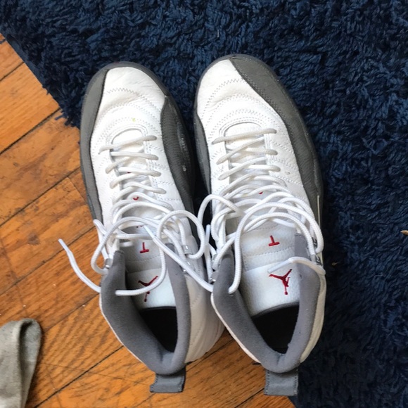 Grey 12